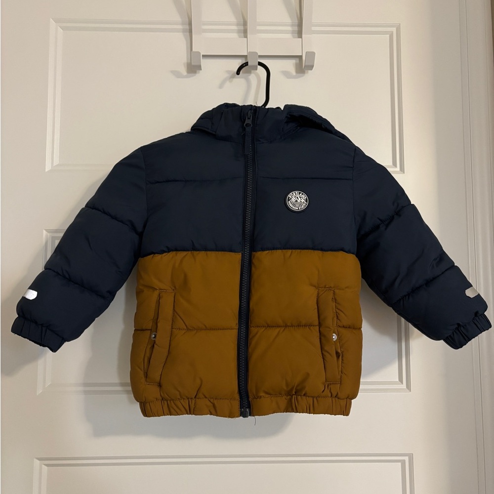 Kids Two-Tone Puffer Jacket in Navy and Mustard